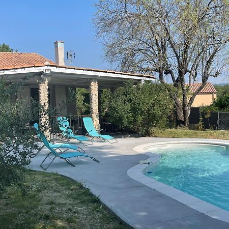 Villa Camille Céreste Eksteriør billede