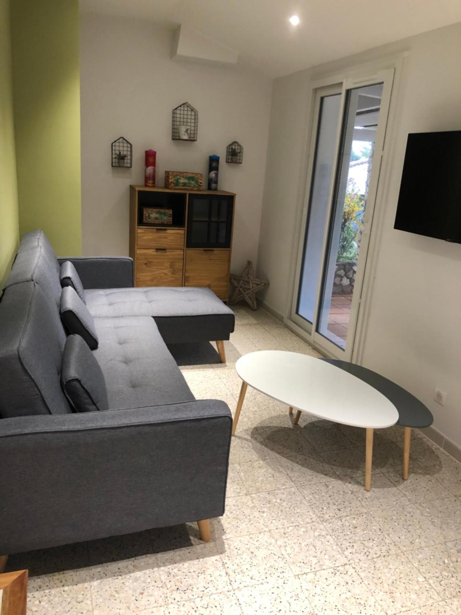 Villa Camille Céreste Eksteriør billede